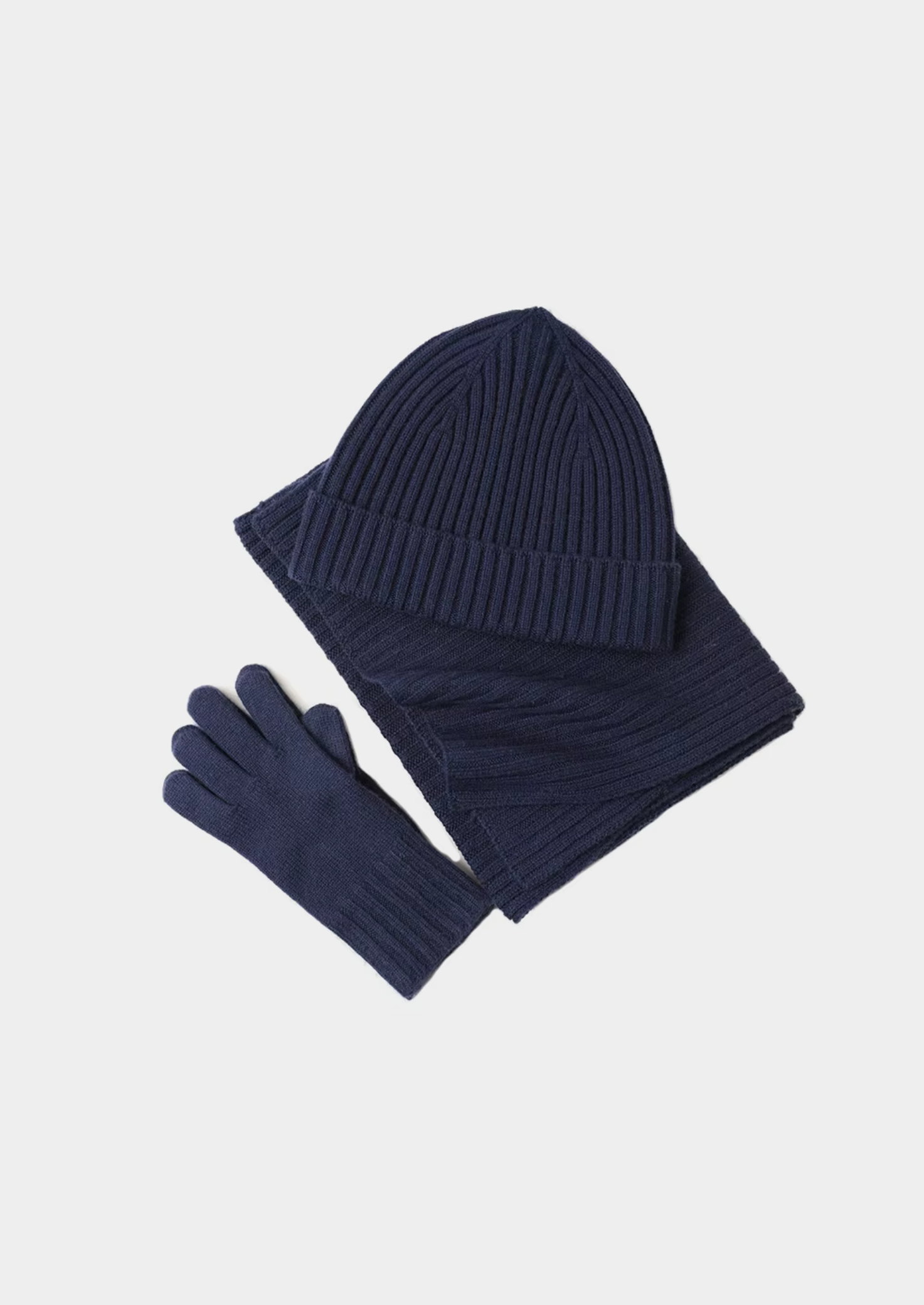 Callum – 100% Cashmere Wintertime Essentials